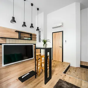 https://new-dob-53-3-center-apartment.inbudapesthotels.com